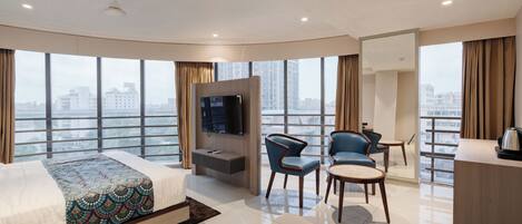 Luxury Room, 1 King Bed