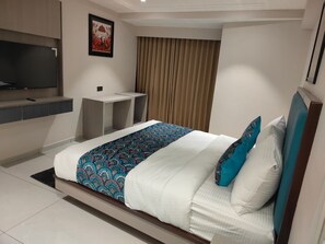 Deluxe Double Room | Free WiFi