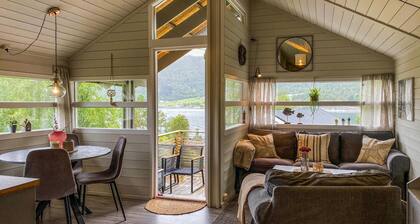 Wunderschönes Haus in Lavik mit Meerblick