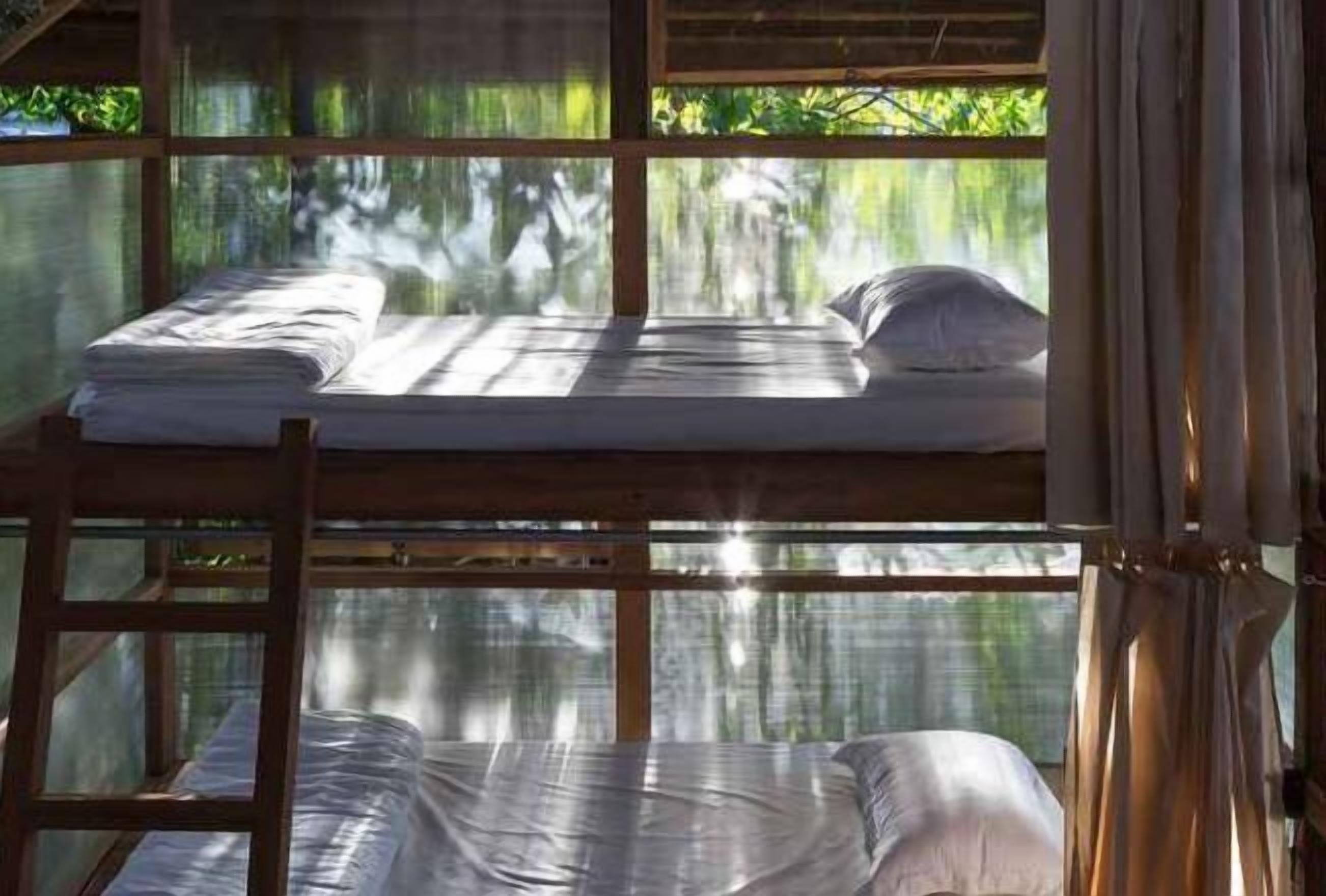 Iron/ironing board, free WiFi