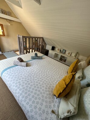 1 bedroom, iron/ironing board, bed sheets