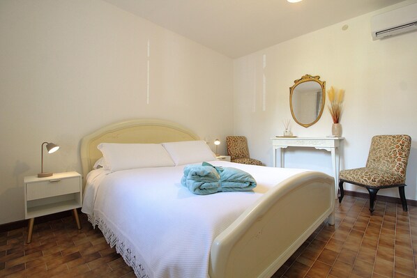 Apartment, Patio, Garden View