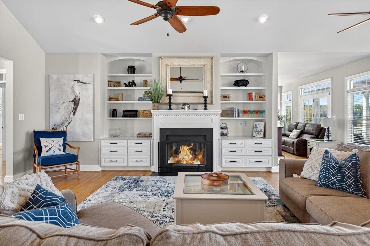 Smart TV, fireplace, foosball, table tennis