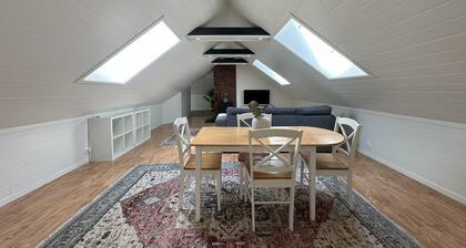 Amazing apartment in Arendal with WiFi