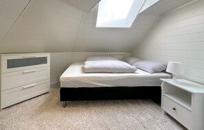 2 عدّة غرف نوم وسرير سفر وواي فاي مجانًا