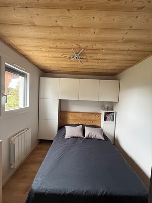 1 dormitori i Internet 