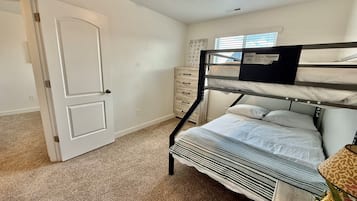 Iron/ironing board, travel crib, free WiFi, bed sheets