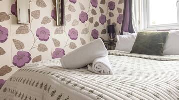 Iron/ironing board, free WiFi