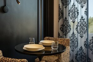 تناول الطعام