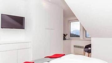 2 Schlafzimmer, Reisekinderbett, kostenloses WLAN, Bettwäsche