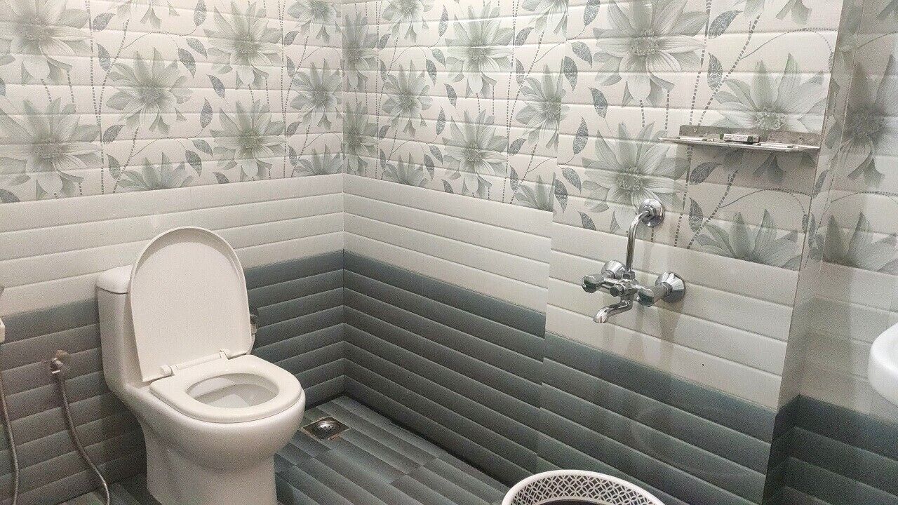 Shower, soap