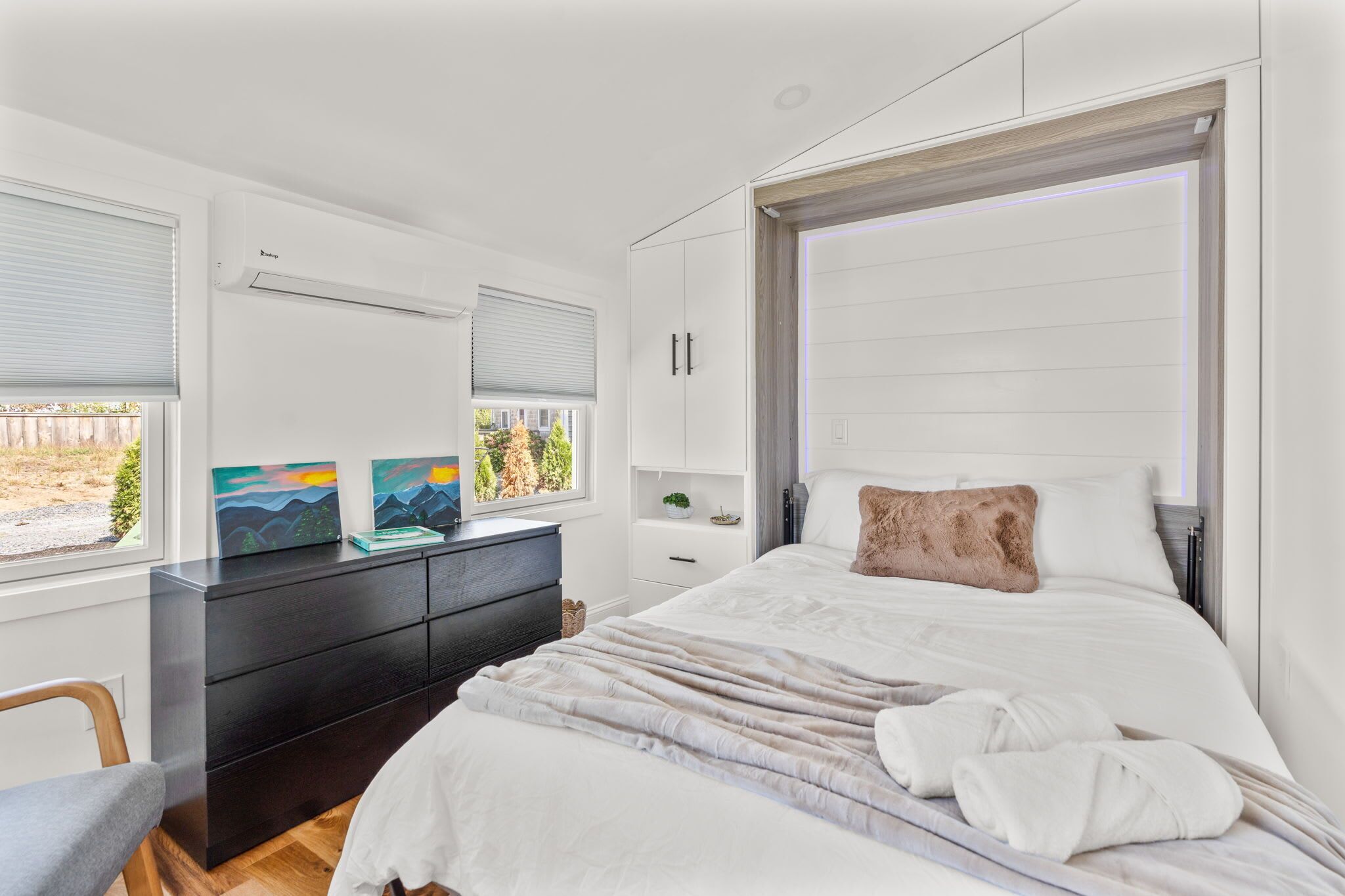 3 bedrooms, iron/ironing board, travel crib, WiFi
