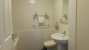 Ducha y secador de pelo