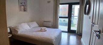 Spacious 2Bed Aparment-Only15Minutes to City