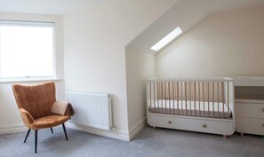Interior - Modern 3BD Split-Level Home with Balcony,Dublin 16 (Dublin)