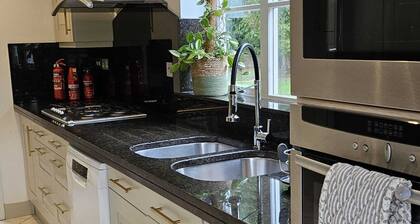 Exclusive cottage in the heart of the forest