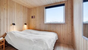 7 bedrooms, free WiFi