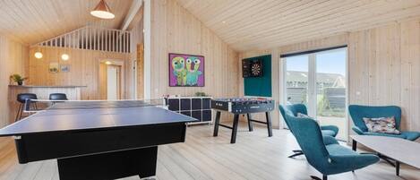 Spielezimmer
