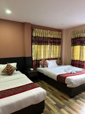 Basic Double Room, Pool View