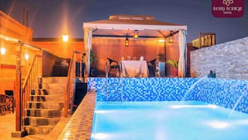 15 piscinas al aire libre