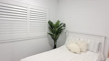 Internet, bed sheets