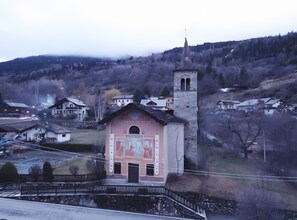 Exterior - Casa Ex Bar Fiolet Apartment with Mountain View, Balcony and Wi-Fi (Gignod)