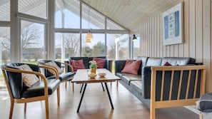 Takka, pöytäjalkapallopöytä, pöytätennispöytä