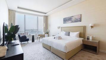 アイロン / アイロン台、WiFi、ベッドシーツ