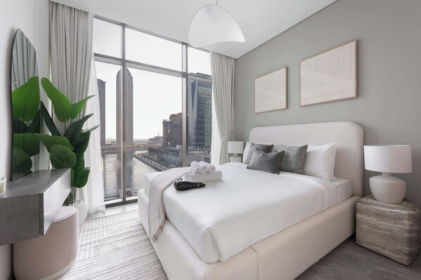 1 bedroom, desk, iron/ironing board, WiFi