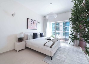 2 室のベッドルーム、アイロン / アイロン台、WiFi、ベッドシーツ