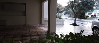  Apartment with parking space and yard at the areaof Thessaloniki