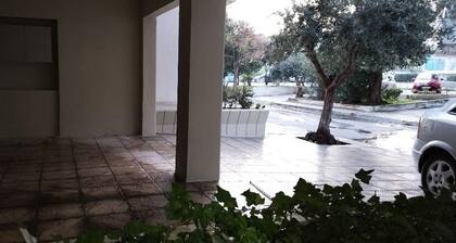 Apartment with parking space and yard at the areaof Thessaloniki