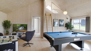 Spielezimmer