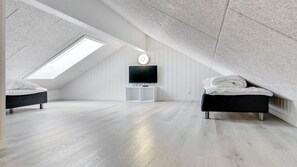 7 makuuhuonetta, ilmainen Wi-Fi