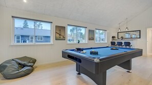 Spielezimmer