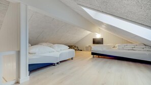 7 bedrooms, free WiFi