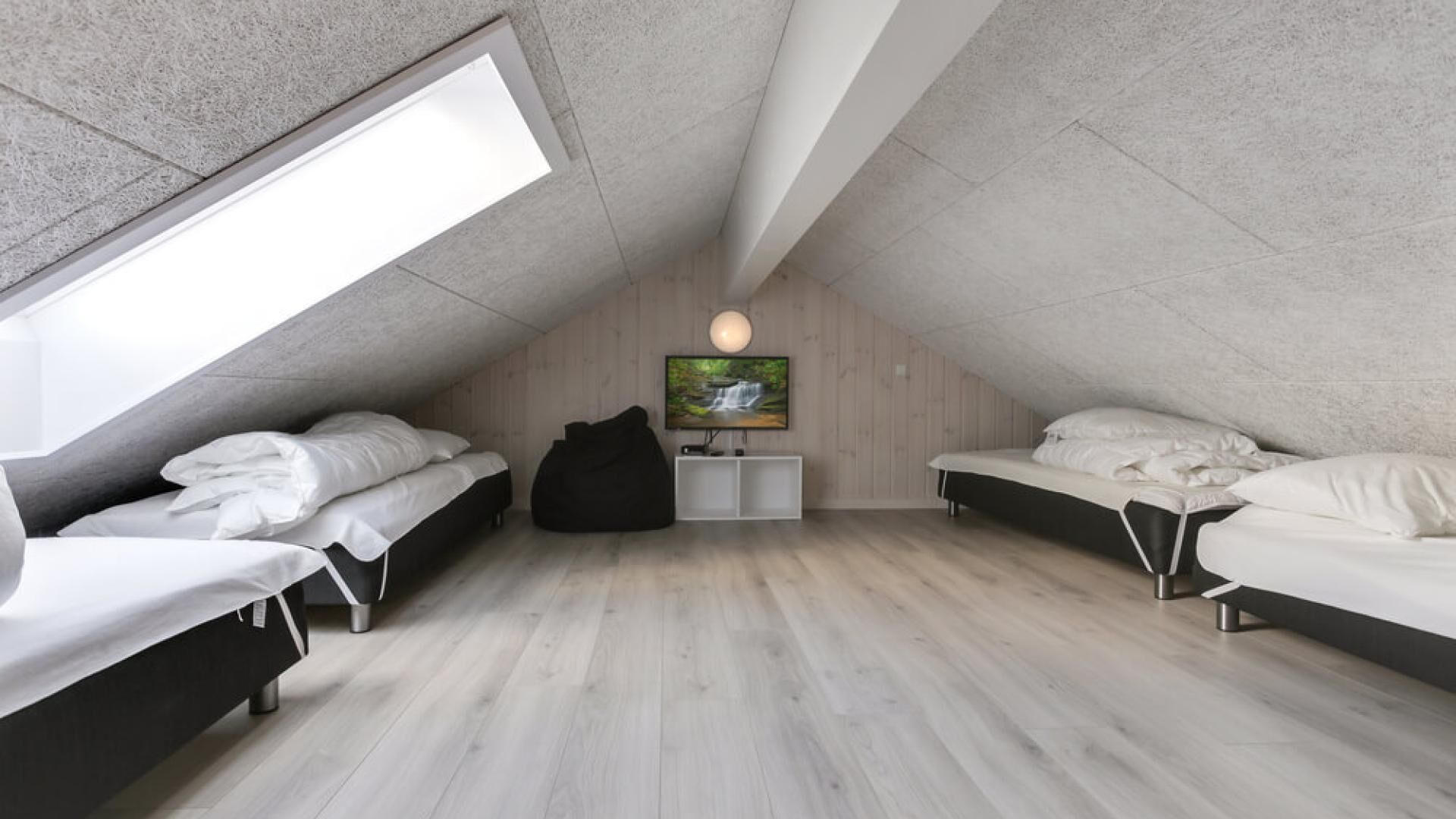 6 bedrooms, free WiFi