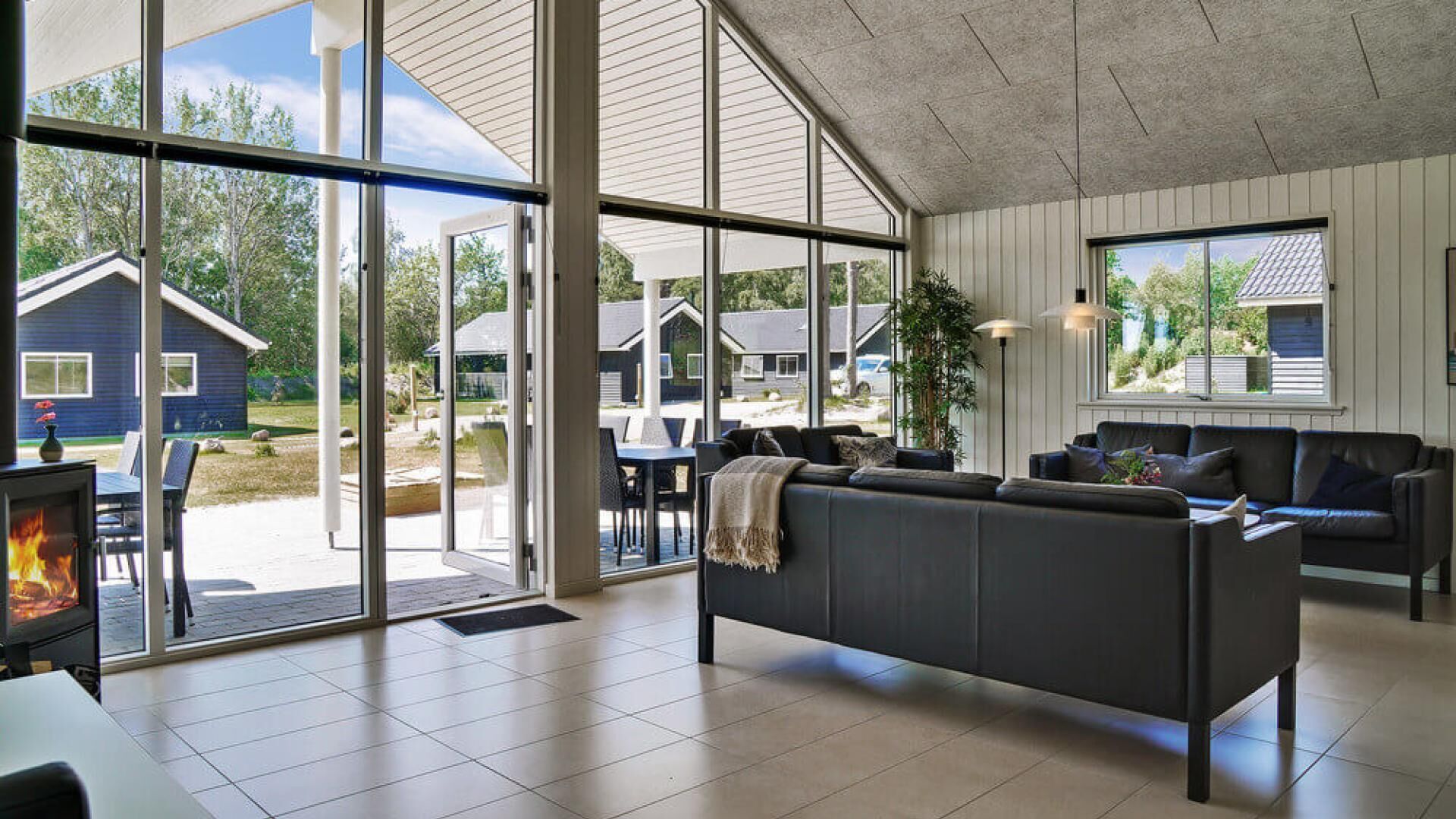 Fireplace, table football, ping pong