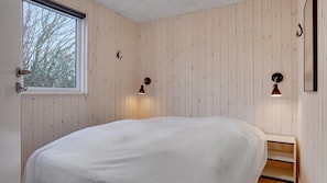 8 makuuhuonetta, ilmainen Wi-Fi