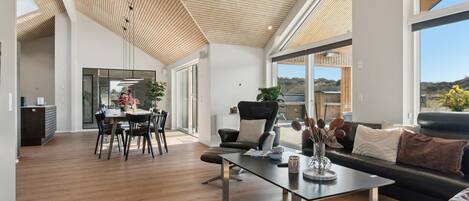 Tischfußball, Tischtennisplatte