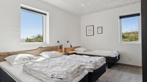 8 bedrooms, free WiFi