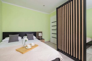 2 bedrooms, iron/ironing board, travel crib, WiFi