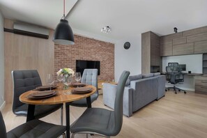 TV, offices