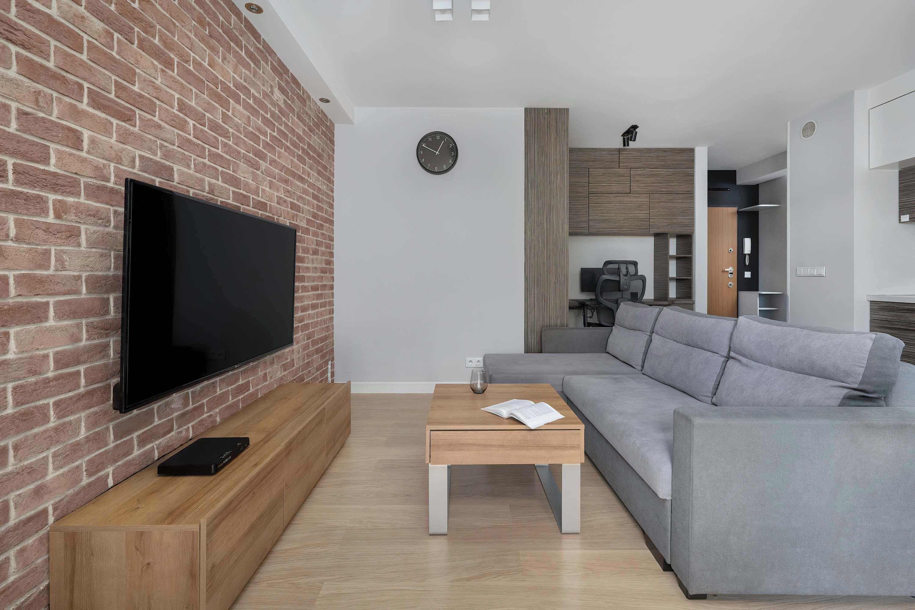 TV, offices