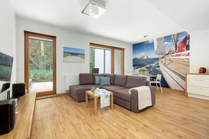 TV - Sienkiewicza 27C | Świnoujście | Seaside Apartment | Terrace (Świnoujście)