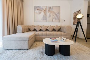 Televisión, videojuegos y tenis de mesa 