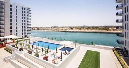 Beautiful 1 BDR Yas Island Retreat | Pool & Gym