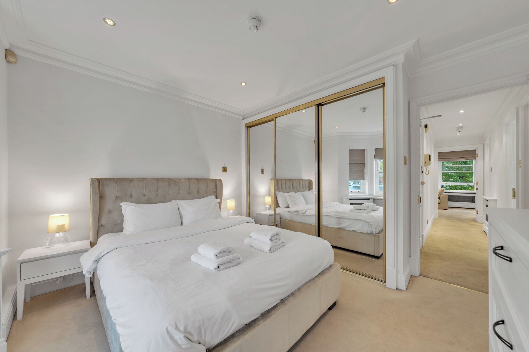 Superior Apartment | Iron/ironing board, free WiFi