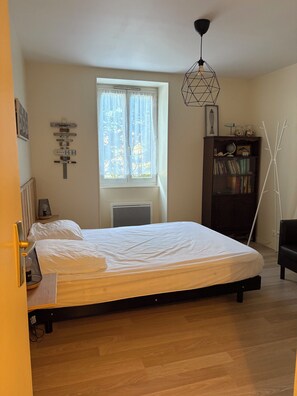 2 間睡房、熨斗/熨衫板、Wi-Fi