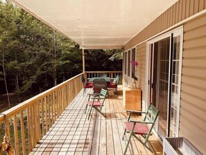 Unclassified image, 4 of 56, button